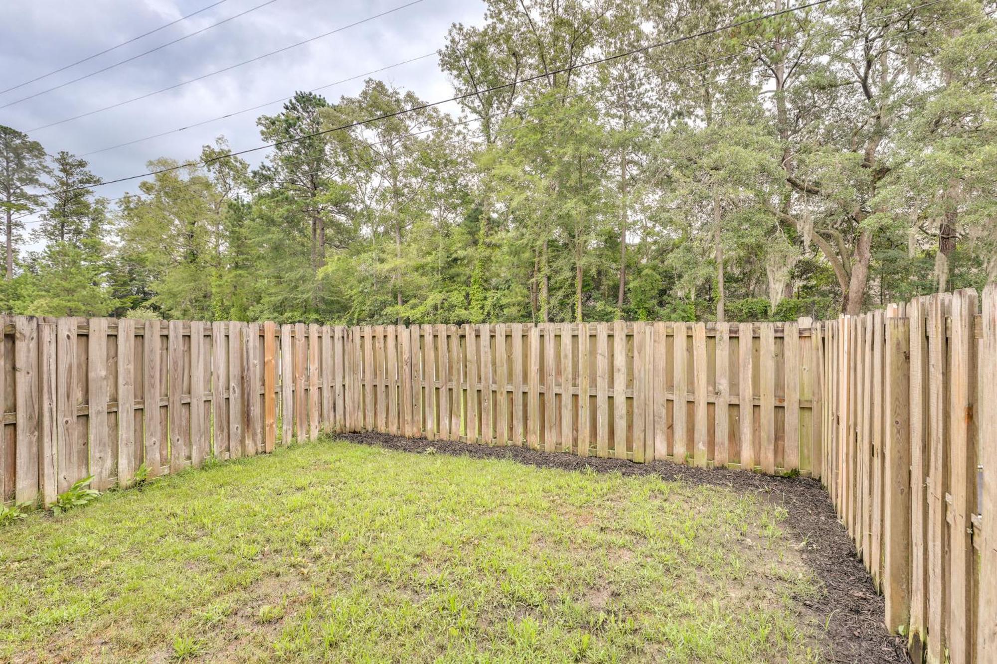 Charming North Charleston Townhome - Pets Welcome! Exteriör bild