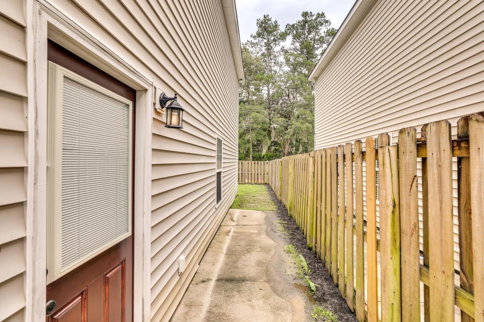 Charming North Charleston Townhome - Pets Welcome! Exteriör bild